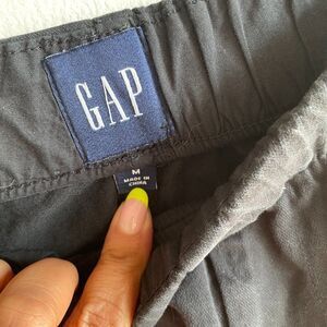 Gap Black Loose Khaki Cargo Pants with Washwell Size M